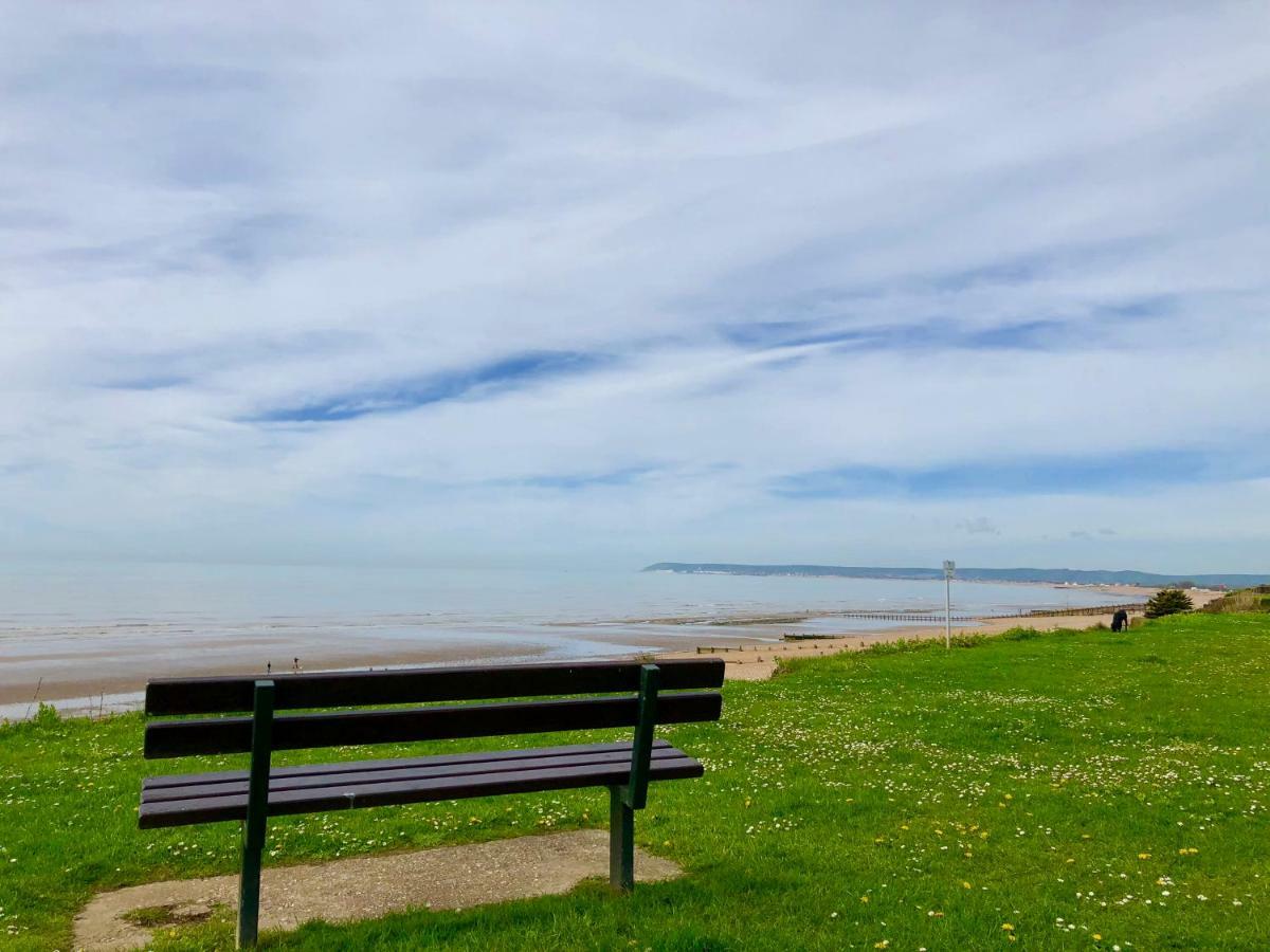 Apartamento Seascape Bexhill-on-Sea Exterior foto